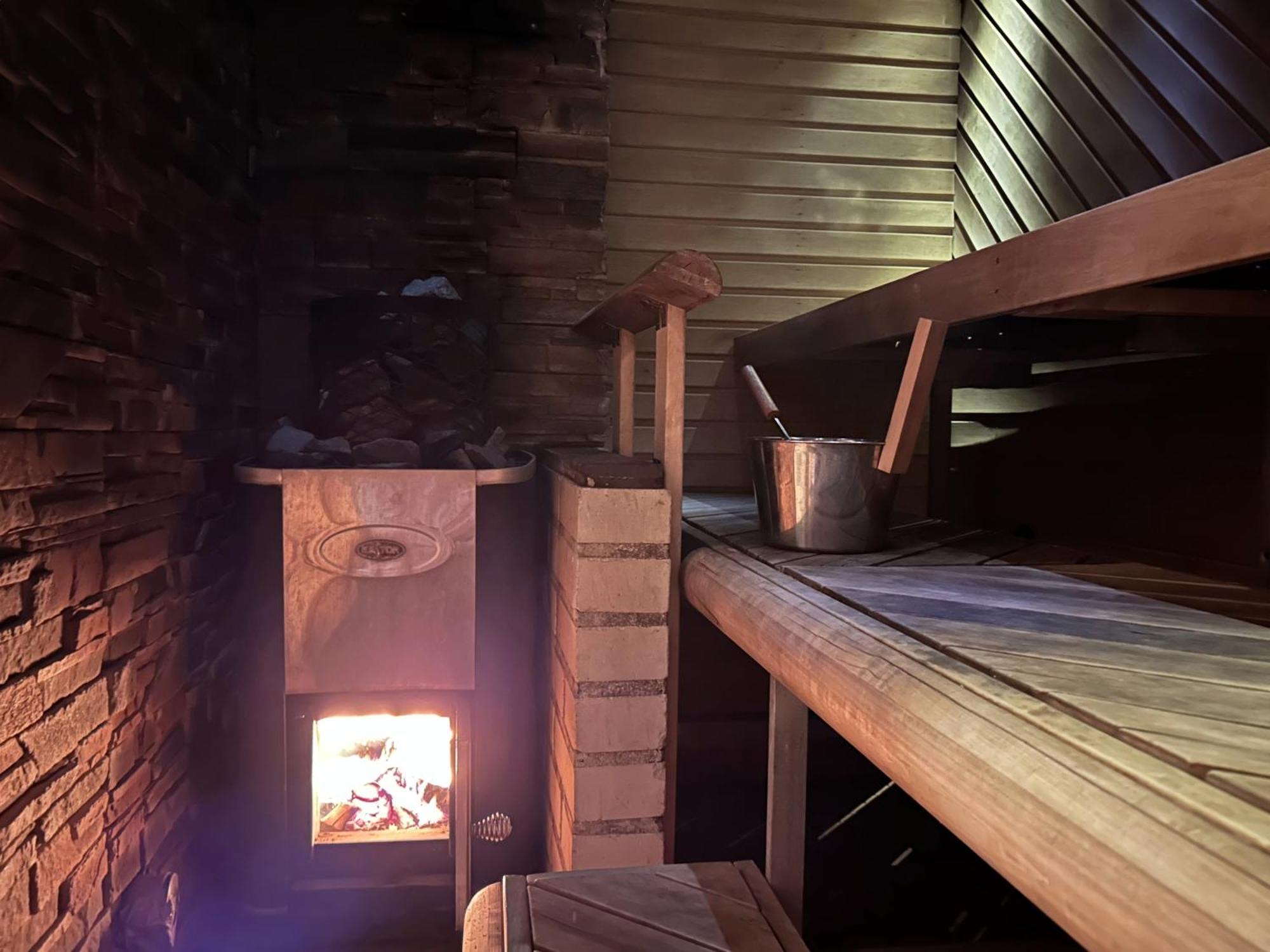 Peaceful Wood-Fired Sauna Stay Вантаа Экстерьер фото